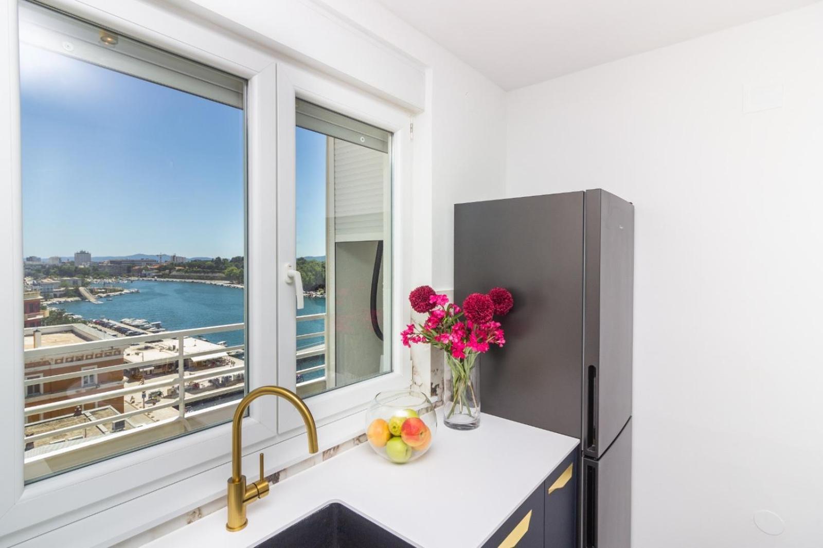 Sea View Mia Apartment Just Renovated Zadar Buitenkant foto