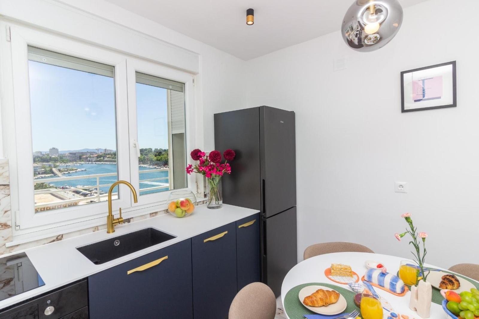 Sea View Mia Apartment Just Renovated Zadar Buitenkant foto