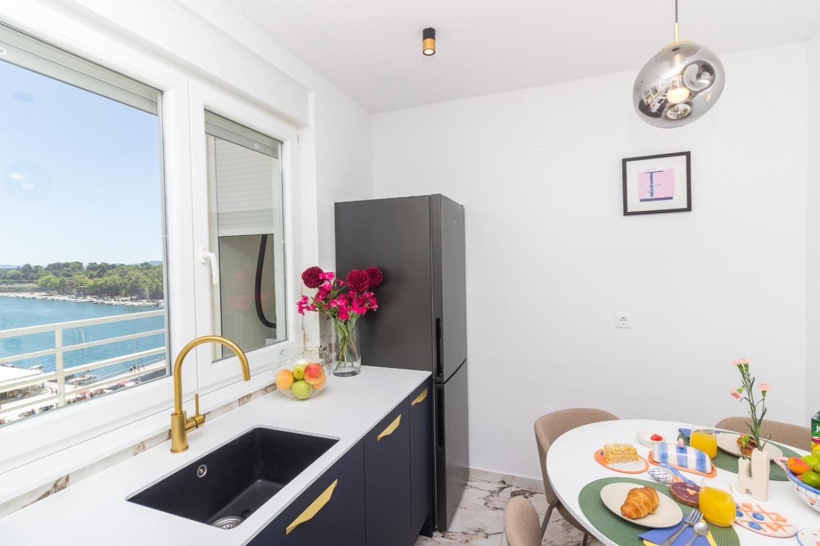 Sea View Mia Apartment Just Renovated Zadar Buitenkant foto